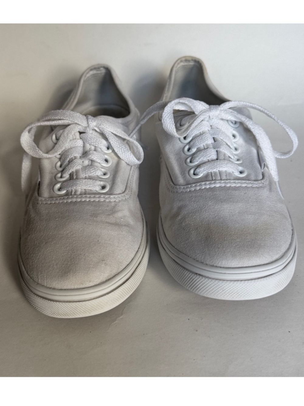 VANS Authentic White Canvas Lace Up Deck Sneaker Shoes 7.5 $55 GUC